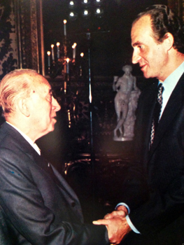 Fernando Cuenca Villoro con el Rey Juan Carlos I